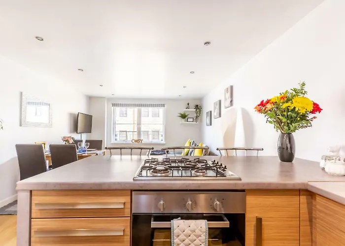 Cosy In Quiet City-centre With Car Park * Glasgow