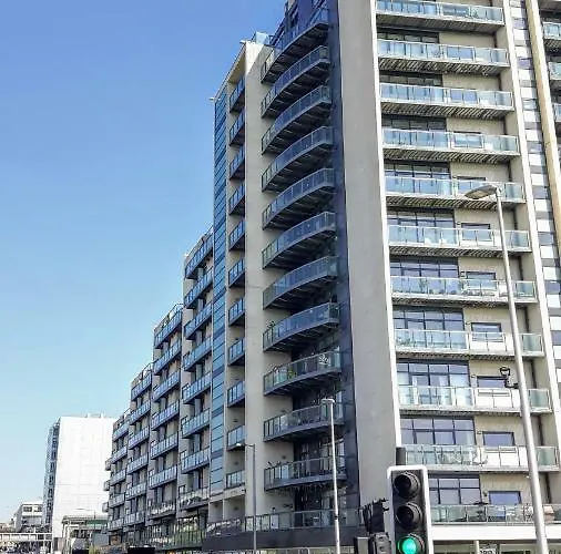 Apartman Elegant Near Secc/hydro In Finnieston, *