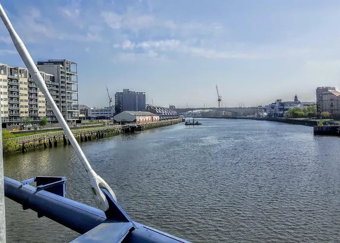 Elegant Near Secc/hydro In Finnieston,