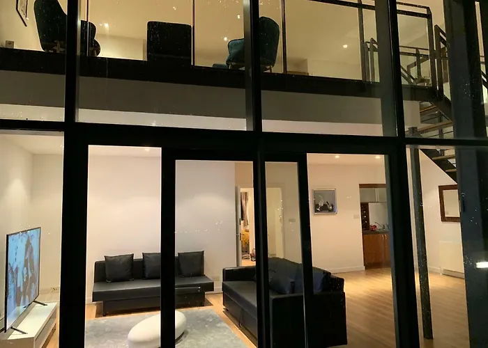 Centre - The Penthouse With Riverviews - アパート