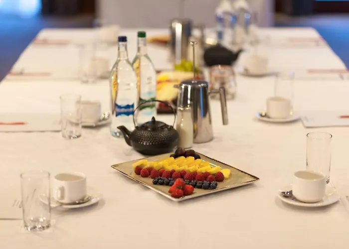 West By Compass Hospitality 3*