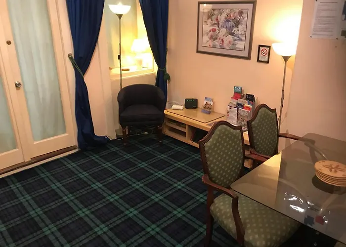 Glades House Glasgow