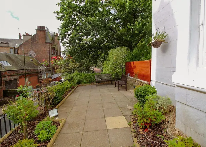 Charing Cross ホテル