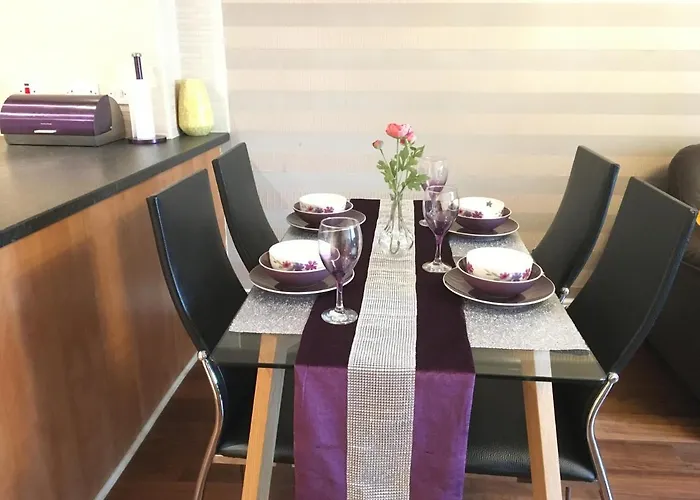 Cozy Nights - Cambuslang 1/64 *