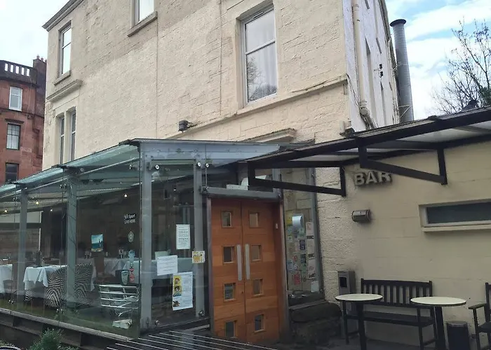 מלון Oyo The Ivory