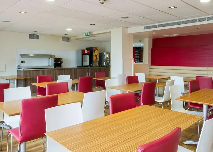 מלון Travelodge Braehead