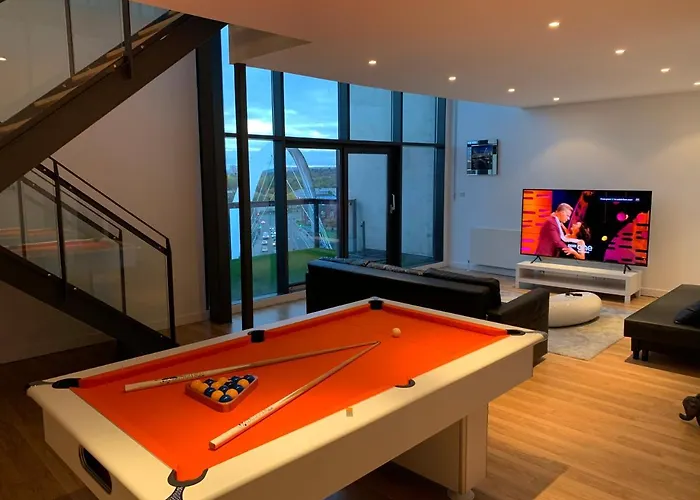 Διαμέρισμα Centre - The Penthouse With Riverviews - *