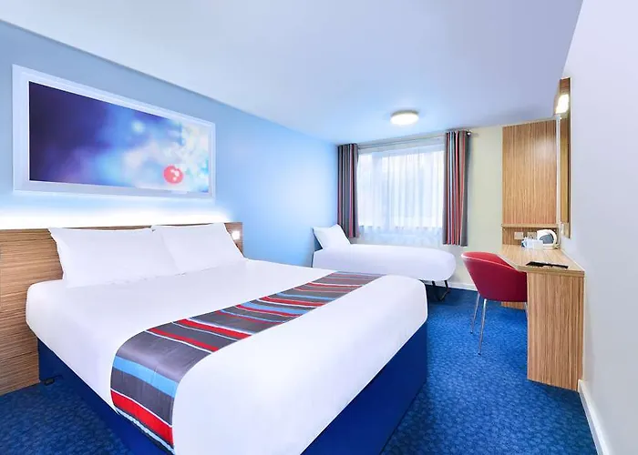 Отель Travelodge Глазго