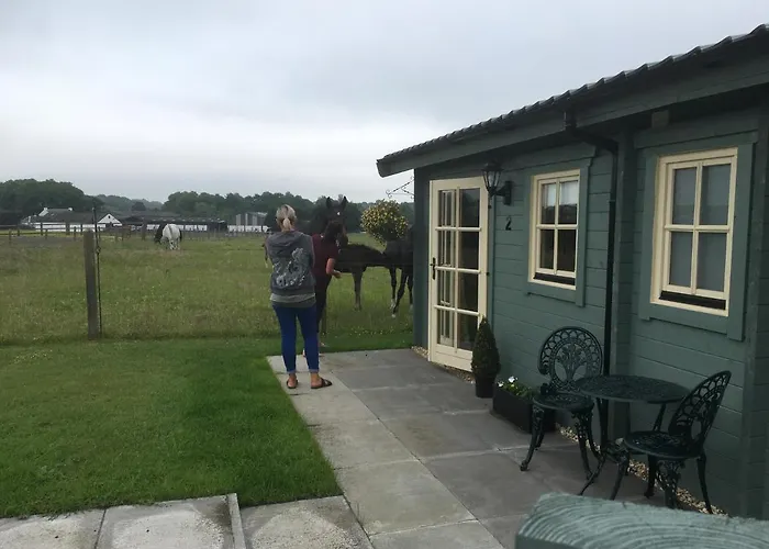 Lodge Auchenlea Glasgow