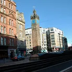 The Stables - Fabulous Stylish Flat In Merchant & Free Secure Parking * Glasgow