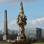 The Stables - Fabulous Stylish Flat In Merchant & Free Secure Parking * Glasgow