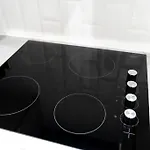Cheerful 2 Bedroom Homely Apartment, Sleeps 4 Guest Comfy, 1x Double Bed, 2x Single Beds, Free Parking, Free Wifi, Suitable For Business, Leisure Guest, Contractors, Qe Hospital, Glasgow, Near Airport & Centre, Perfect For Common Wealth Games 20 *
