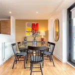 Secc Hydro Executive 7 דירה