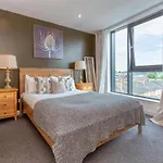 Secc Hydro Executive 7 דירה