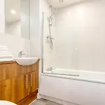 Secc Hydro Executive 7 * גלאזגו