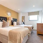 דירה Secc Hydro Executive 7