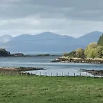 The West Highland Way And Retreat Hotel