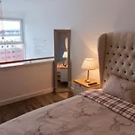 Centre With Free Secure Underground Parking * Glasgow