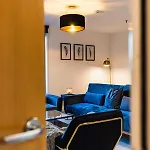The Skyline - *private Balcony* *views* Апартаменты *