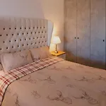 Centre With Free Secure Underground Parking Apartmán