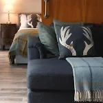 Riverside West End *