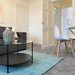 Сasa de vacaciones Gladsmuir House Glasgow