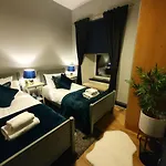 Cosy 3 Bedroom Flat In Centre Glasgow