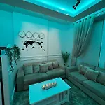 3 Bed In The Heart Of Westend Of Διαμέρισμα *