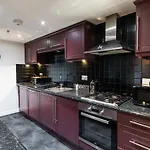 The Arran - Your Stylish Scottish Getaway! *