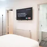 S.h * Glasgow