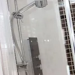 The Spires Serviced * גלאזגו