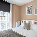 Merchant Apartament