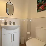 Signature - Harris House Glasgow