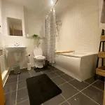 Secc&hydro Beautiful 2br With Free Parking Appartamento
