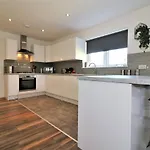 Apartman Signature - Railway House 5 Bed *