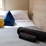 Revolver Hotell