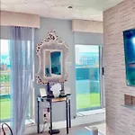 Two Bedroom Penthouse Appartement Glasgow