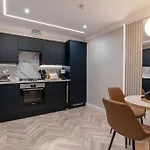 The Wilton - Your Private 5* Escape! Apartamento Glasgow