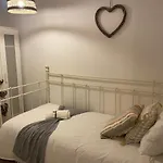Inviting 1-bed In Merchant City *
