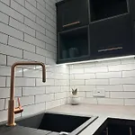 Апартаменты West End Tenement *
