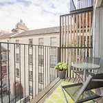 1 Bedroom Flat In The Heart Of Merchant Apartment