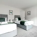 2 Bdr House By Caledonia Luxe Short Lets & Serviced Prázdninový dům Glasgow