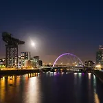 Glasgow, Finnieston Luxury 2 Bed With Parking, E-check In, Hi-fi