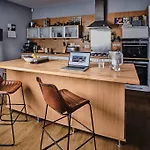 Glasgow, Finnieston Luxury 2 Bed With Parking, E-check In, Hi-fi Appartement