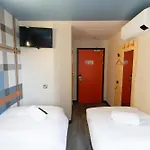 Easyhotel Hotel