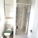 La Casita, Your Away From - Free Parking דירה *