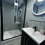 Sauchiehall Street Апартаменты