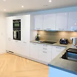 Brand New Gorgeous 2 Bed In Finnieston Glasgow