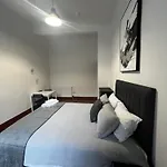 Апартаменты Sauchiehall Street *