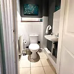 Garnethill Charm 3 Bed Flat